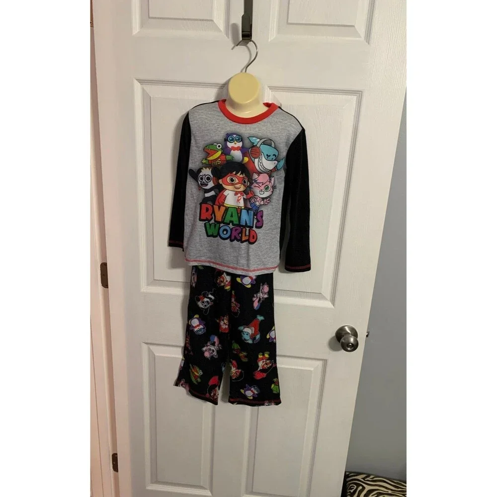 Ryan's World Pajamas. Size XS 4/5.